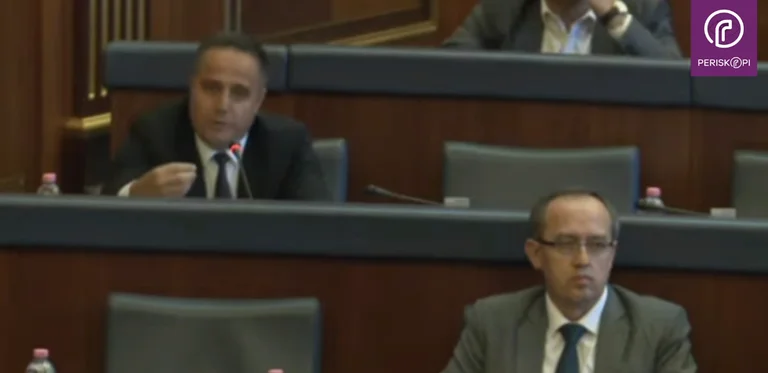 Driton Selmanaj – Albulena Haxhiut: Oj zonjë, nuk je në firmën e Faton Dalladakut këtu