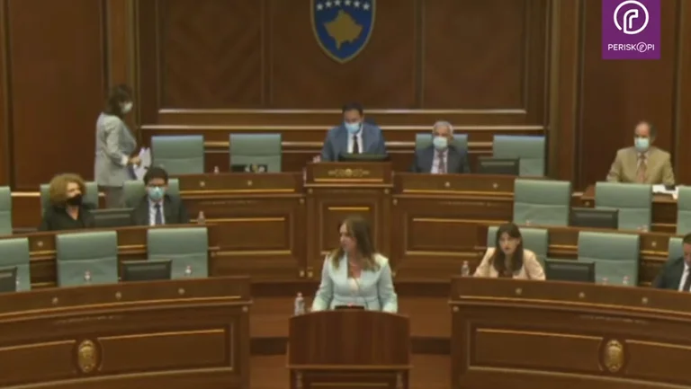 “E ka si Albini Glaukun”, Nagavci mundohet ta shpjegojë lidhjen e Bislimit me Tosunin