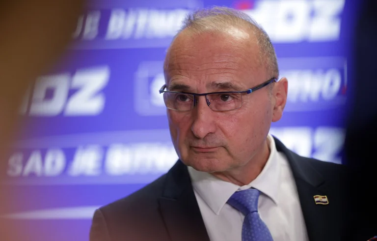Ministri kroat thirrje pesë vendeve të BE-së ta njohin Kosovën