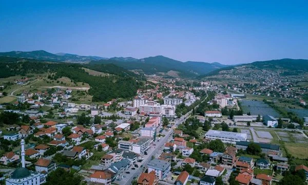 I caktohet paraburgimi serbit që dyshohet se e dhunoi për dy javë një të mitur në Kamenicë