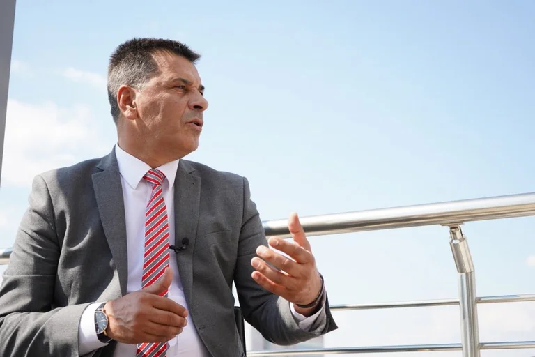 Kryeziu: Kurti do duhej të kërkonte marrëveshje finale, e jo të veprohet edhe më tutje sipas nevojave të Serbisë
