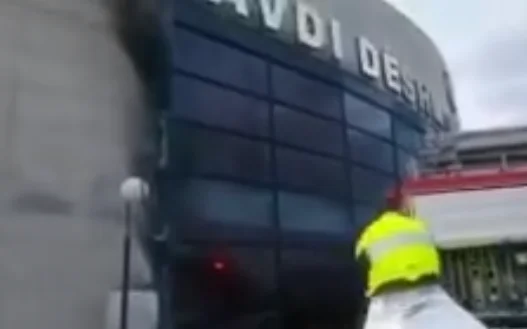Digjet objekti i Muzeut të Dëshmorëve në Prizren (VIDEO)