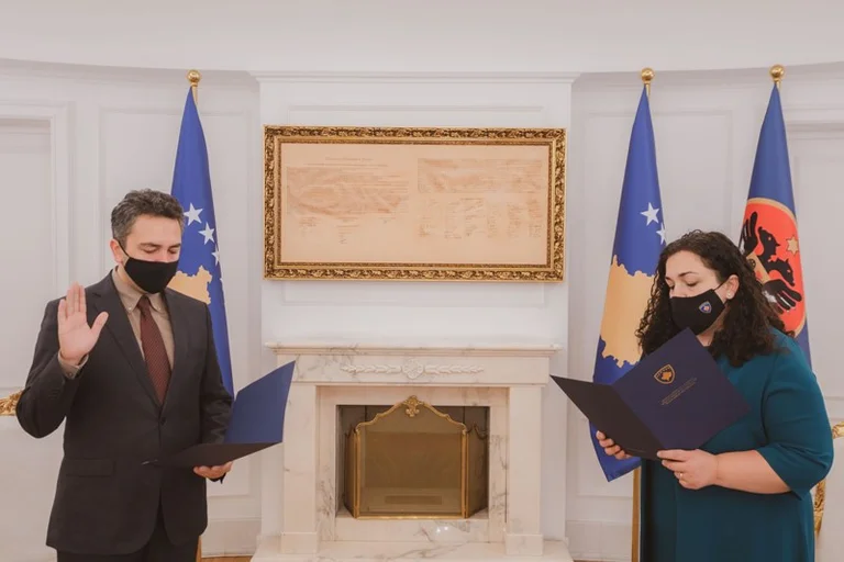 Kush është Kreshnik Radoniqi, kryesuesi i ri i KQZ-së