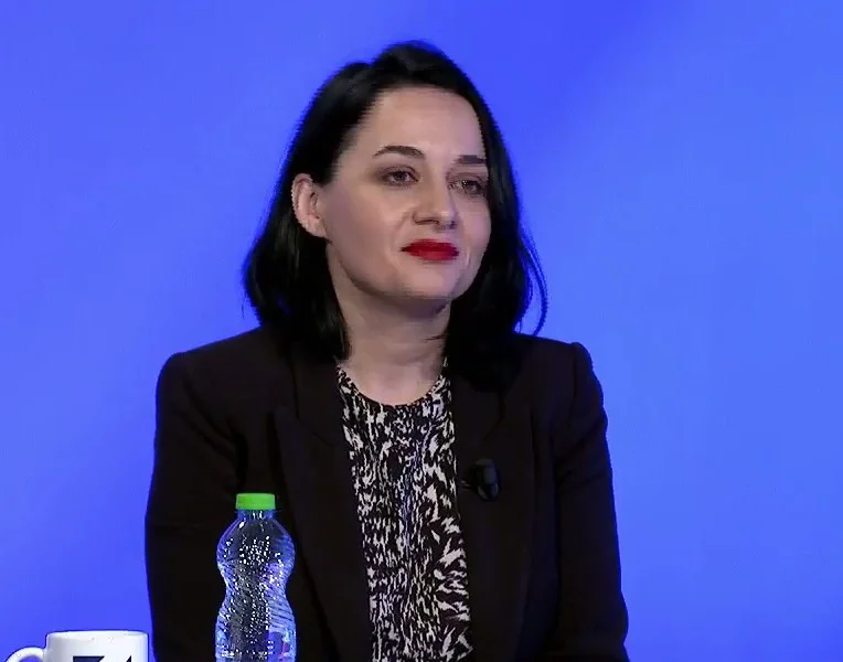 Fitore Pacolli: Tash ne i përcaktojmë temat në Bruksel