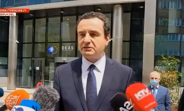 Kurti pas takimit: Vuçiqit i shkova me 4 propozime, tri të fundit m’i refuzoi