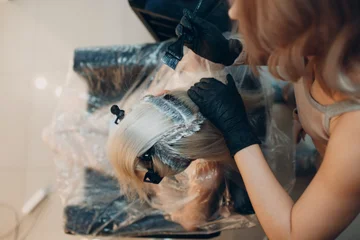 5 Ways to Longen New Hair Color