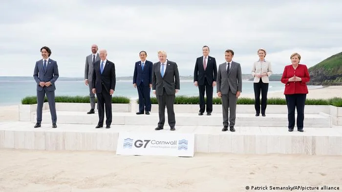 Liderët e shteteve të G7-s ndajnë një miliard vaksina kundër COVID-19