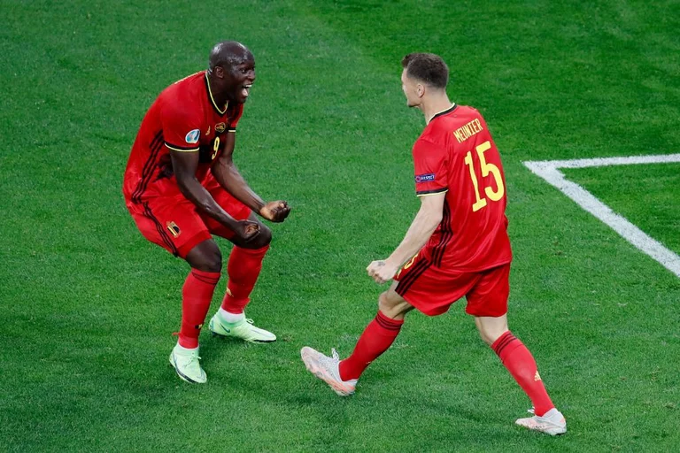 Belgjika fiton ndaj Rusisë, paraqitje e madhe nga Lukaku