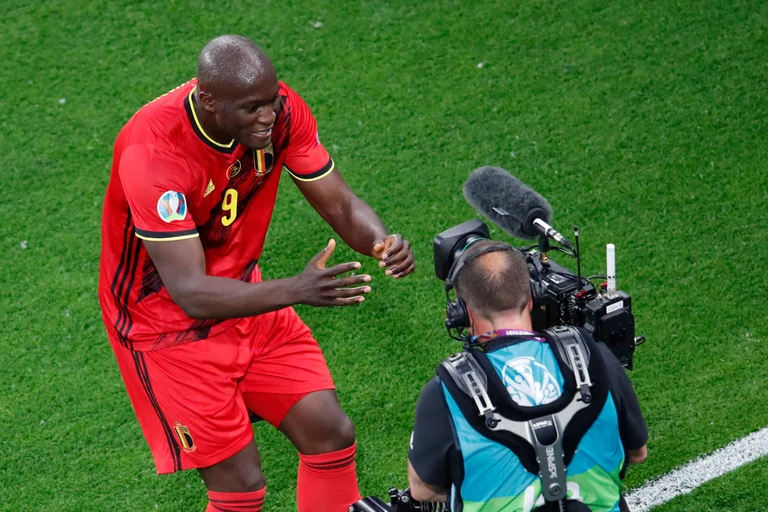 Lukaku ia dedikon golin Eriksenit: “Chris të dua”