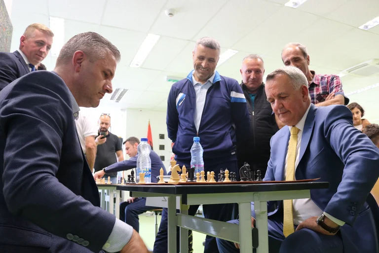 Turneu i shahut në Lipjan, Imri Ahmeti sfidon Bekim Jasharin