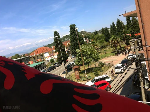 Fitore e shqiptarëve në Mal të Zi: Me iniciativën e deputetit Genc Nimanbegu, shteti ua kthehen pronat e Valdanosit