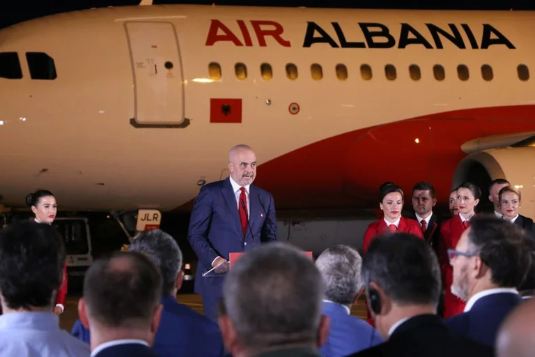 Edi Rama njofton shqiptarët për Air Albania: 12 euro nga Kukësi në Cyrih