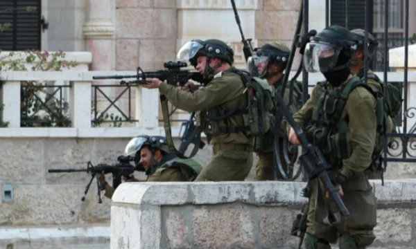 Kthehen tensionet, forcat speciale izraelite vrasin dy policë palestinezë