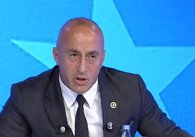 Mos lajë “asi me kësi”: Haradinaj i mëshon Kurtit pas deklaratës ku balanconte krimet në Ballkan