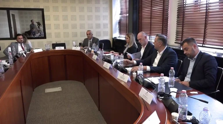 Komisioneri i VV-së: Cila është rëndësia e Agjencisë për Informim dhe Privatësi