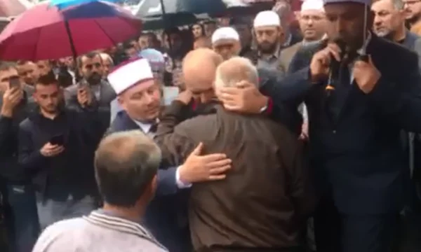 Blutgiveness von der Ramadan Familie in Zoom: KBI sagt, dass es nicht von Bürgermeistern vermittelt wurde, sondern von Imams