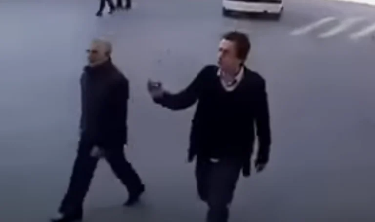 Svechla sagte, es gab eine Zeit, als die Polizei verletzt wurde, aber Albin Kurti nannte sie einmal Mayman