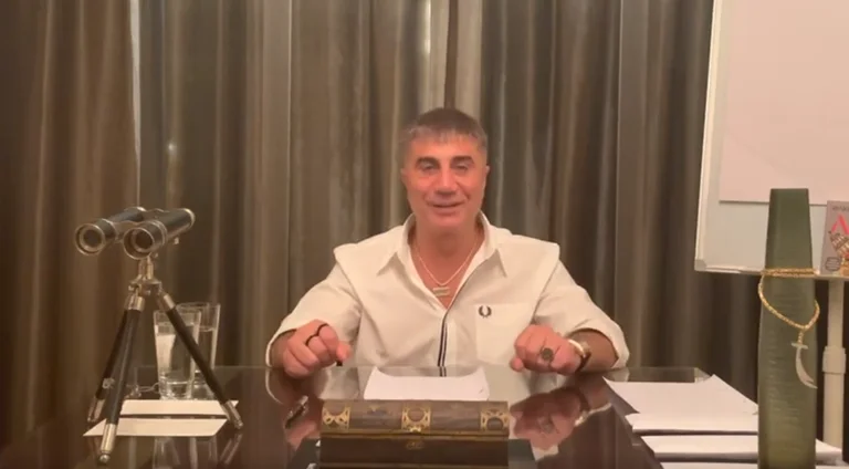 Türkische Mafia-Chef greift Minister an: Ich packte seine Taschen mit Geld.