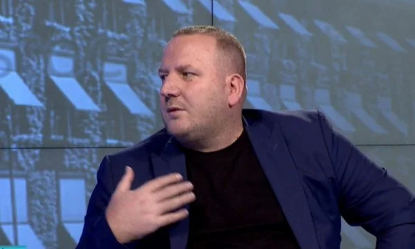 Voici Faik Fazliu: Le supérieur de la police m'a menacé trois fois au poste, a dit “le hammam mendier à Prizren”