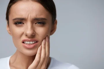 Come fermare il mal di denti in pochi secondi