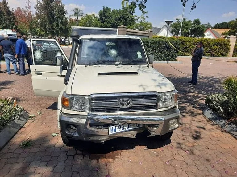 Hombres armados matan a unos 100 civiles en África
