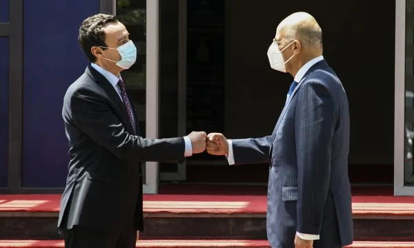 Kurti sollecita il riconoscimento principale della diplomazia greca del Kosovo