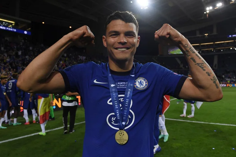 Theago Silva renouvelle son contrat avec Chelsea