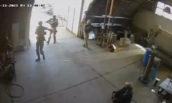 Ejército de Estados Unidos realizó accidentalmente redadas armadas en un negocio en Bulgaria (Vídeo)