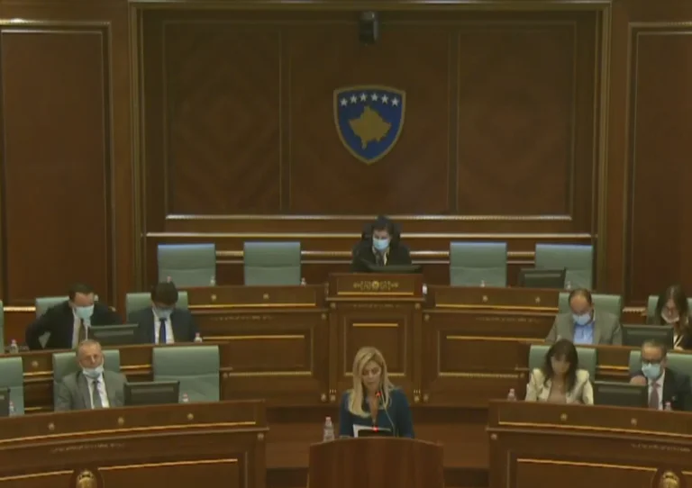 Deliu-Codra: Kurti will alles, was den Kosovo-Staat repräsentiert