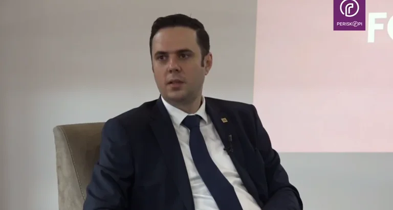 Kurt se deshace de Goran Rakiq, si tiene agallas