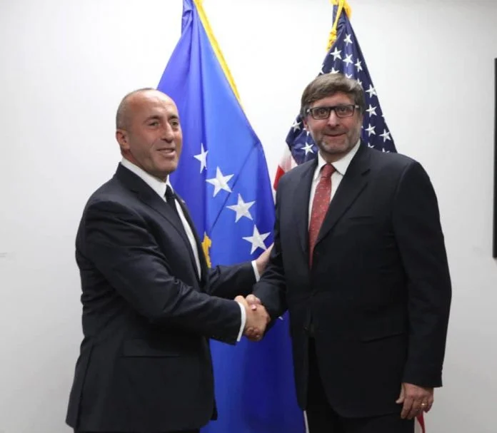 Palmer incontra Haradinaj con porte chiuse