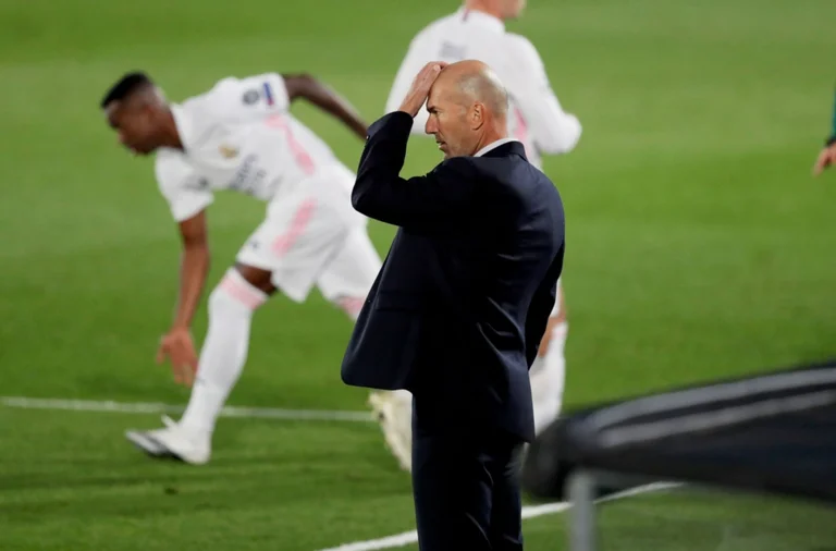 Zidane e merr lajmin e keq nga stafi mjekësor