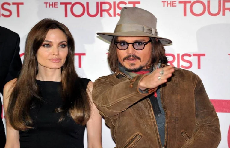 Sends flowers, writes letters... The famous actor tries to win the heart of Angelina Jolie