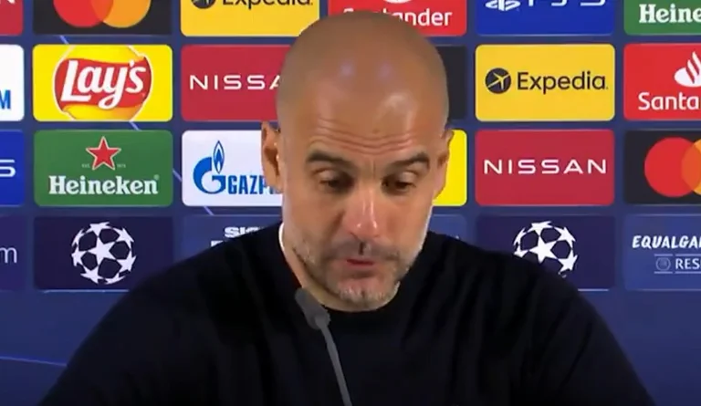 Les joueurs de Man City ont été choqués de voir la formation de lancement, donc Guardilla réagit quand on leur demande environ 11