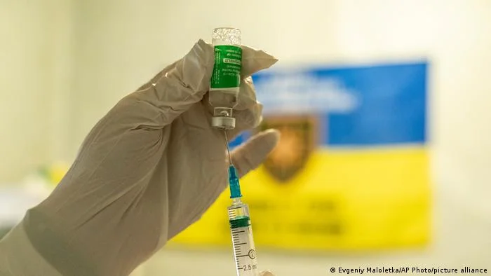 Quanto dovremmo preoccuparci per la coagulazione del sangue dai vaccini?