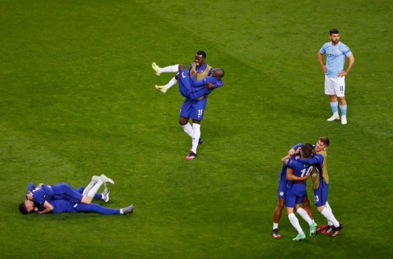Esta es la loca fiesta de Chelsea después del campeón.