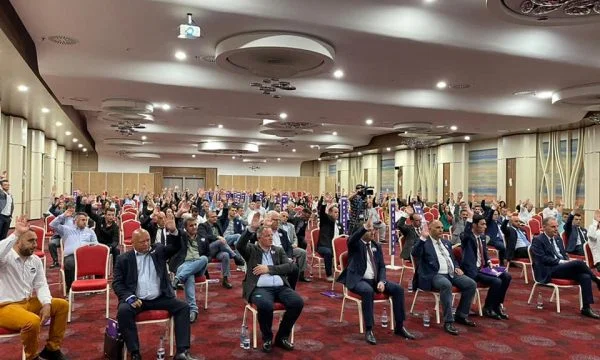 Fatmir Limaj réélu président de l'Initiative sociale-démocrate