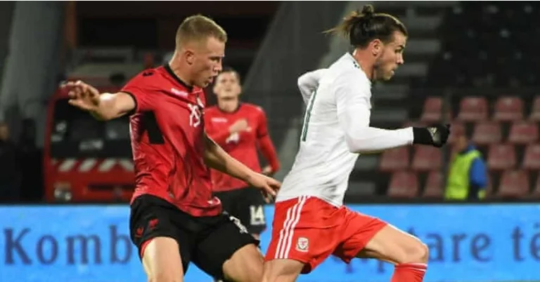 Wells fait des tests avec l'Albanie à Cardiff : les fans augmentent dans le stade Cardiff
