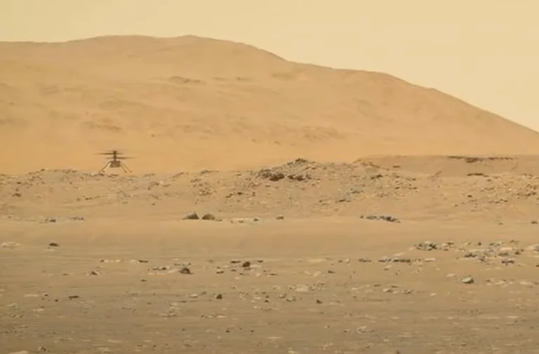 Chopper della NASA fa un volo folle per Marte e confonde il personale sulla terra