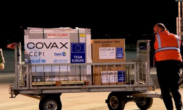 COVAX met en garde contre le manque de vaccins