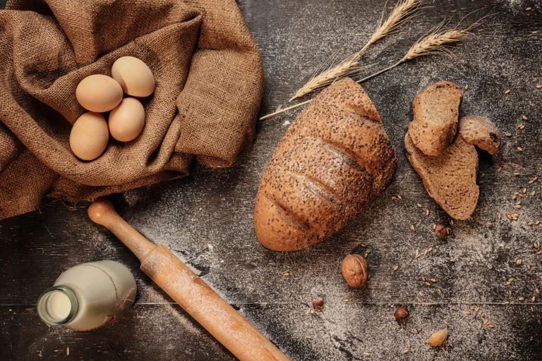 Aprender acerca de 5 alimentos diarios que debilitan la inmunidad