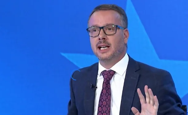 Catégories: Des noms tels que Faton Dallaku, pour le compte de qui est aplic Albulen Haxhiu, sont inclus dans la privatisation