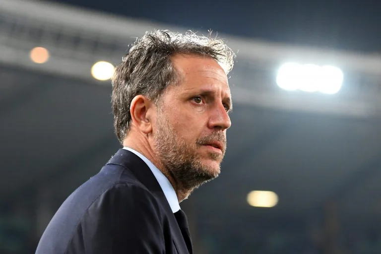 Paratic te quitte après 11 ans, voilà qui va prendre son rôle de directeur sportif.