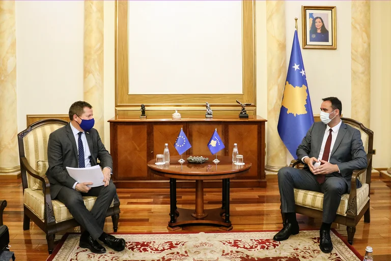 Konjufca ha ospitato l'ambasciatore Szunyog all'incontro