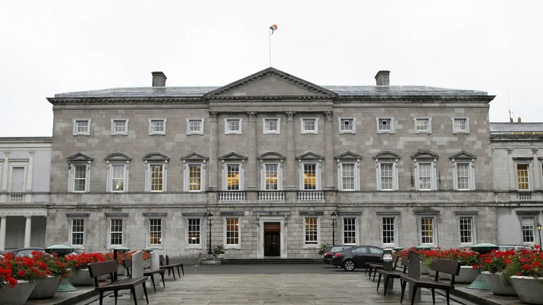 Irlanda condena a Israel: Se convierte en el primer estado de la UE en llamar a Palestina