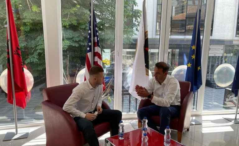 Champion du karaté pour l'Assemblée à Pristina Haradinaj : les sportifs auront la bonne attention