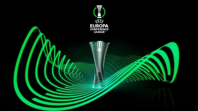 El trofeo de la Liga de Conferencias, para ser detectado en