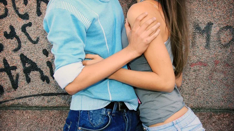 Was ist das richtige Alter für Sex?