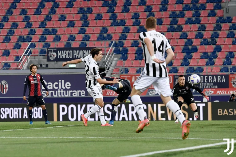Juventus va in Champions grazie a Verona che ha fermato Napoli.
