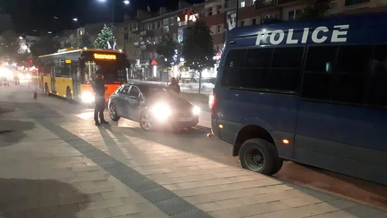 Anti-Maßnahmen CO VID-19, Kosovo Polizei an der Spitze des Amtes